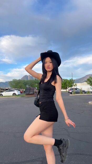 Full leaked Lotus private onlyfans photo