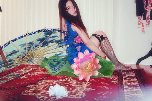 Full leaked Lotus private onlyfans photo