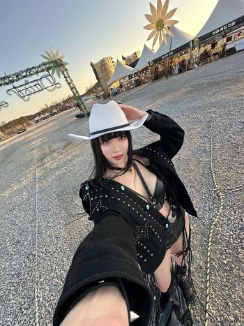 Full leaked Lunakim page private onlyfans photo