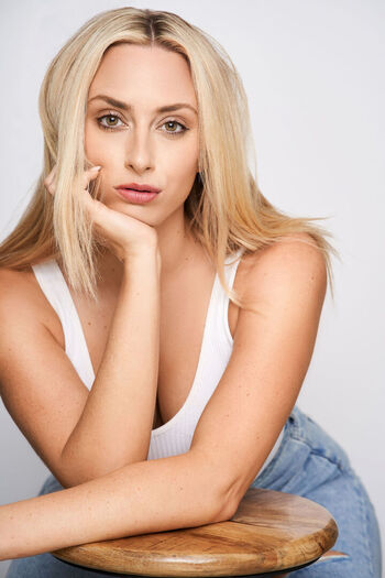 Full leaked Lyndsi larose private onlyfans photo