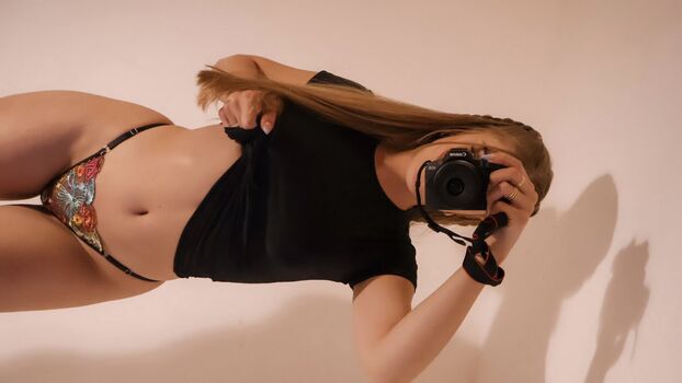 Full leaked Mrycybergirl private onlyfans photo
