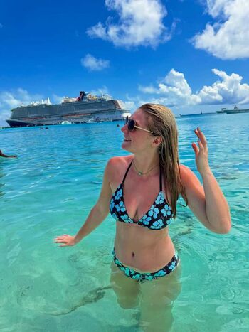 Full leaked Mackenzie green private onlyfans photo