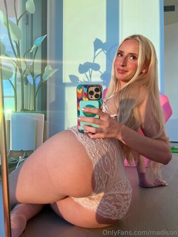 Full leaked Madisonmoores private onlyfans photo