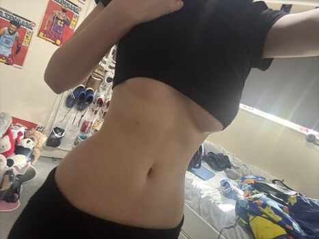 Full leaked Maeluvssugar private onlyfans photo