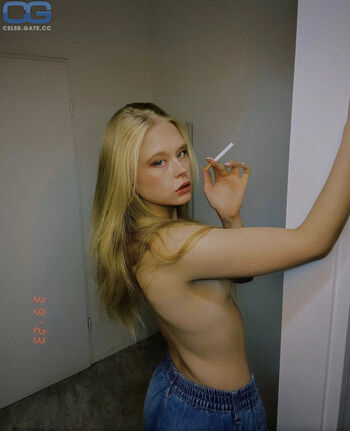 Full leaked Marieejoan private onlyfans photo