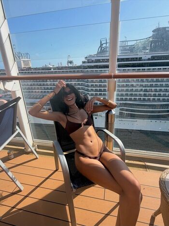 Full leaked Maya mayanalluri private onlyfans photo