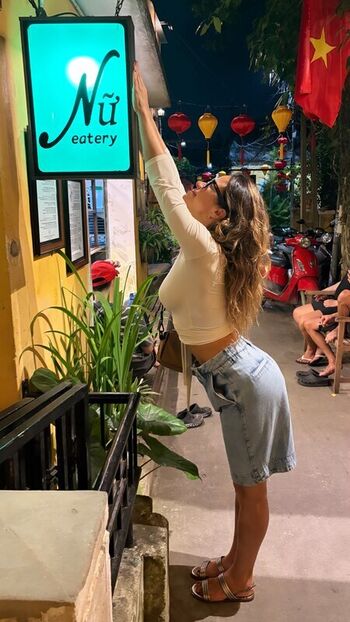 Full leaked Mi mello private onlyfans photo