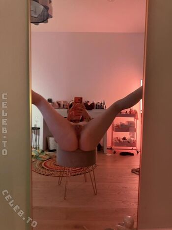 Full leaked Mia minou private onlyfans photo