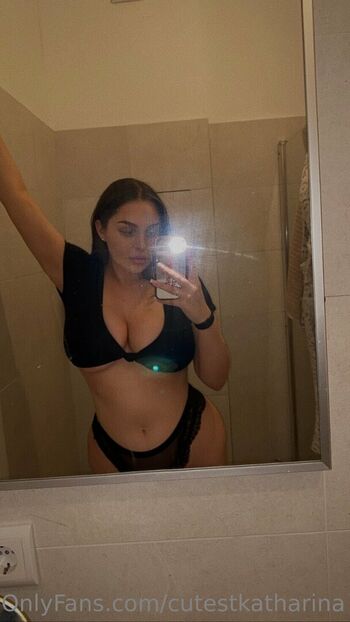 Full leaked Milaxmarie private onlyfans photo