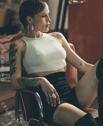 Full leaked Miri be private onlyfans photo