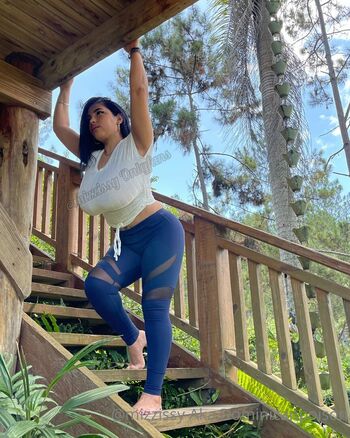 Full leaked Mizzissy private onlyfans photo