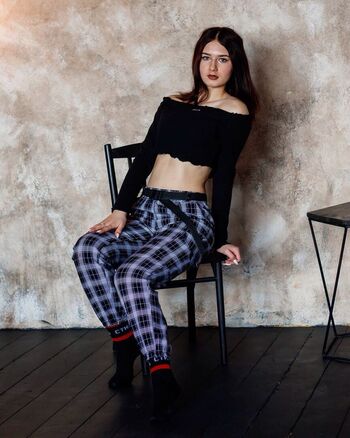 Full leaked Model olya private onlyfans photo