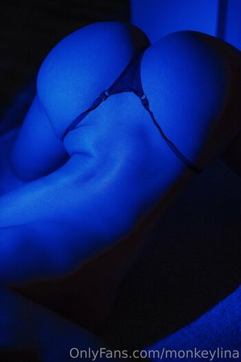 Full leaked Monkeylina private onlyfans photo