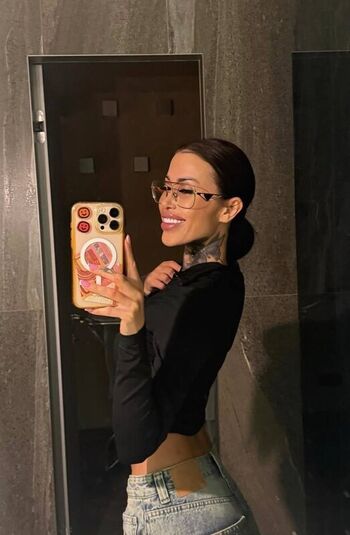 Full leaked Mordoreva private onlyfans photo