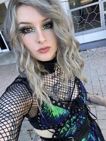 Full leaked Mothica private onlyfans photo