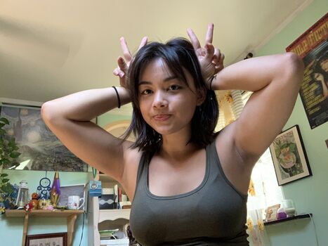 Full leaked Musclemochi private onlyfans photo