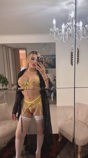 Full leaked Naughtytrans private onlyfans photo