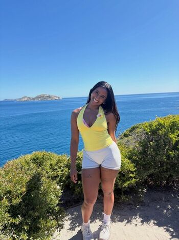 Full leaked Nelly samarasekera private onlyfans photo