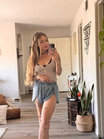 Nicole Aniston