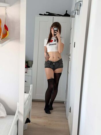 Full leaked Nina page private onlyfans photo