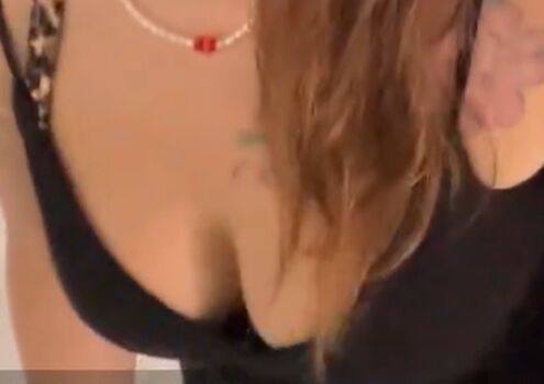 Full leaked Ozge azunyan private onlyfans photo