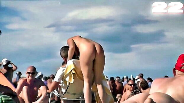 Full leaked Pagando peitinho private onlyfans photo