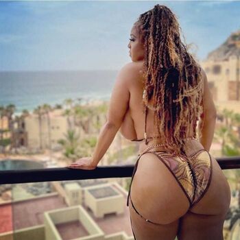 Full leaked Persephanii private onlyfans photo