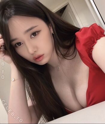 Full leaked Ploo private onlyfans photo