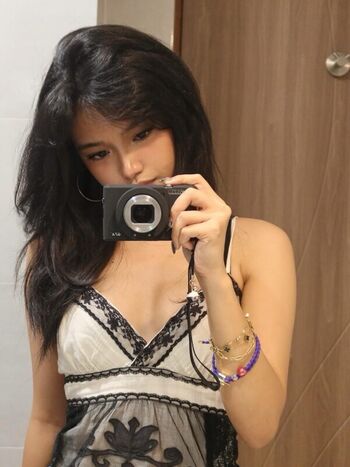 Full leaked Pockettofui private onlyfans photo