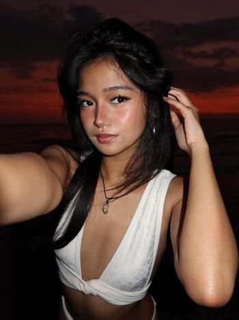 Full leaked Pockettofui private onlyfans photo