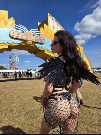 Full leaked Poisonbloom private onlyfans photo