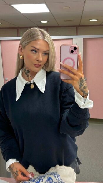 Full leaked Poppy moon private onlyfans photo