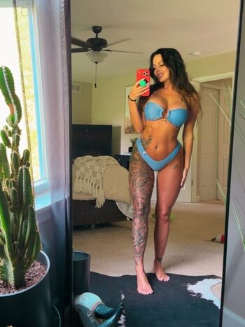 Full leaked Rayn ravyn private onlyfans photo
