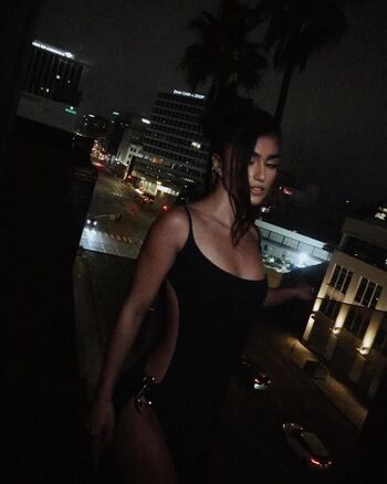 Full leaked Rayna v page private onlyfans photo