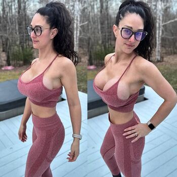 Full leaked Reneeleigh private onlyfans photo