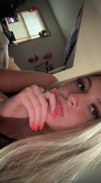 Full leaked Riley parson private onlyfans photo