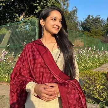 Full leaked Sakshi singh private onlyfans photo