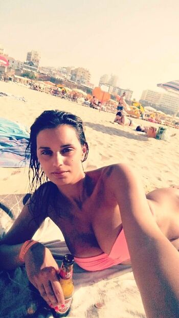 Full leaked Sara santos page private onlyfans photo