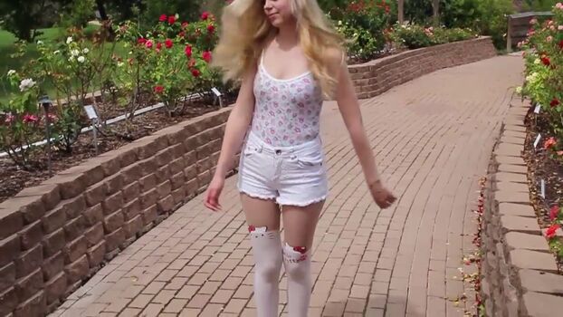 Full leaked Sarahkey private onlyfans photo