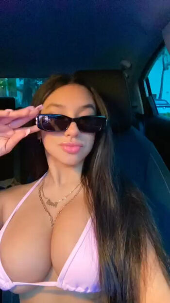 Full leaked Sariixo private onlyfans photo
