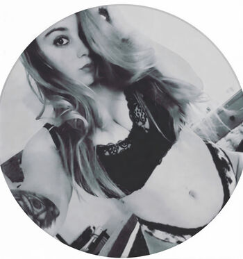 Full leaked Sarousse private onlyfans photo