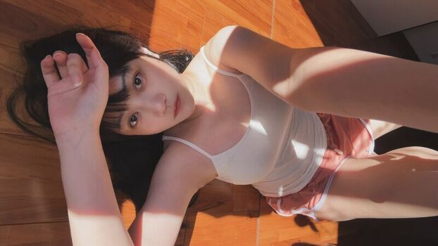 Full leaked Senyeyezi private onlyfans photo