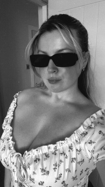 Full leaked Shannon ross private onlyfans photo