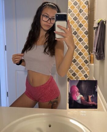 Full leaked Shelexii private onlyfans photo