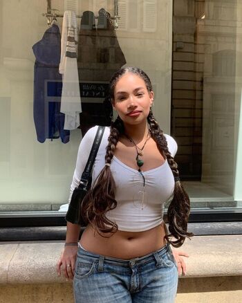 Full leaked Shelikesmyts private onlyfans photo