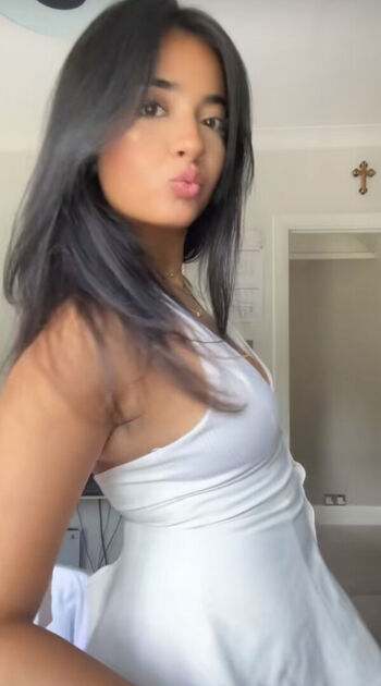 Full leaked Sienna sidhu private onlyfans photo