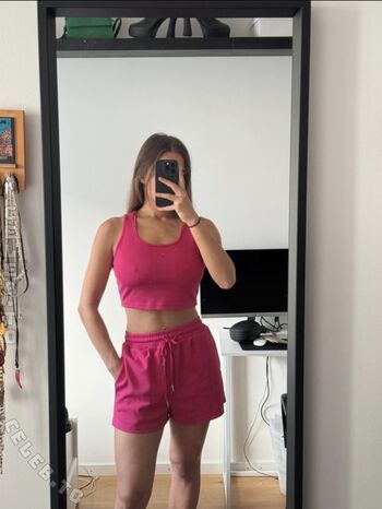 Full leaked Sinaue private onlyfans photo