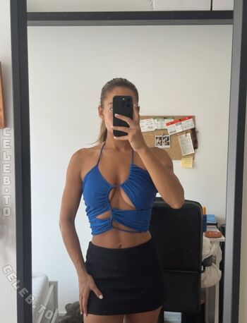 Full leaked Sinaue private onlyfans photo