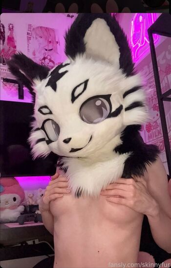 Full leaked Skinnyfur private onlyfans photo