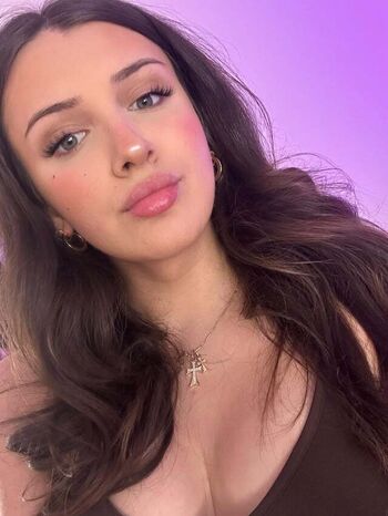 Full leaked Sofiathedolll private onlyfans photo
